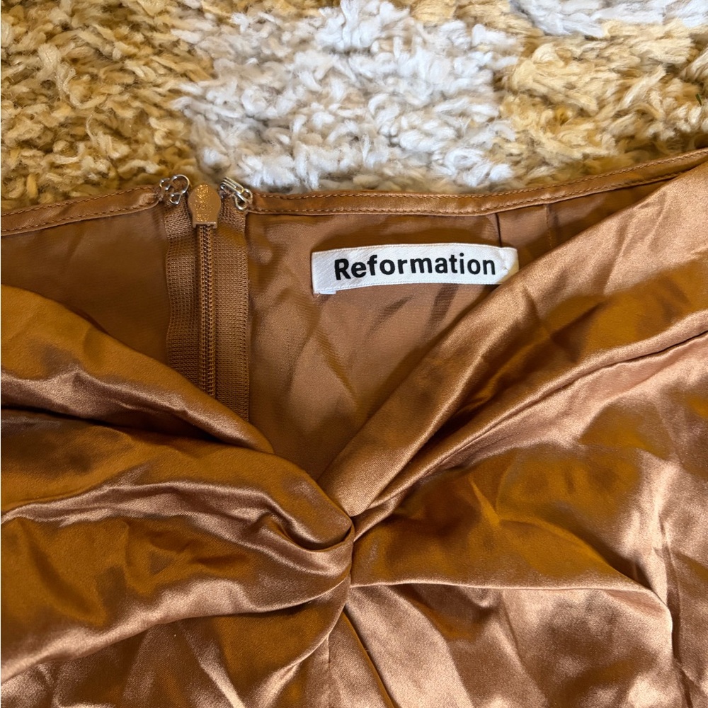Reformation Ember Silk Midi Skirt in Butterscotch gold - Picture 7 of 11